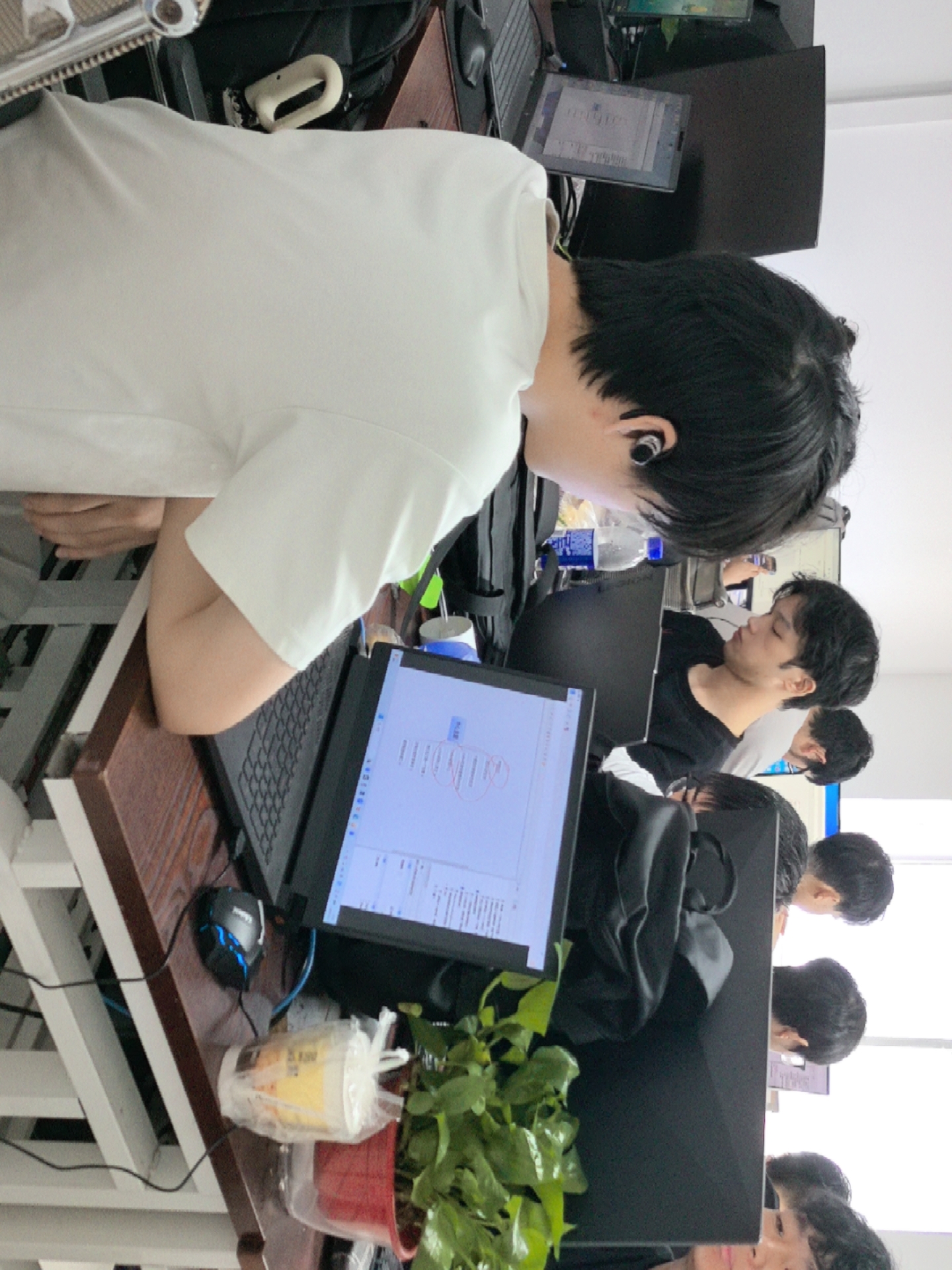 不同专业背景长沙大学生AI技能叠加组合方案